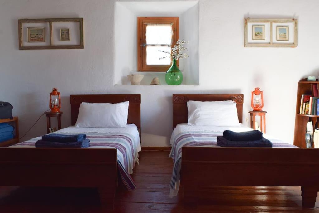 Το Πάνω Σπίτι Της Μαριάνθης Villa Márpissa Buitenkant foto